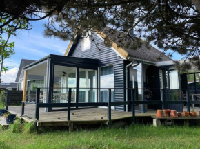 Cozy Beach House In The First Row, Karrebæksminde